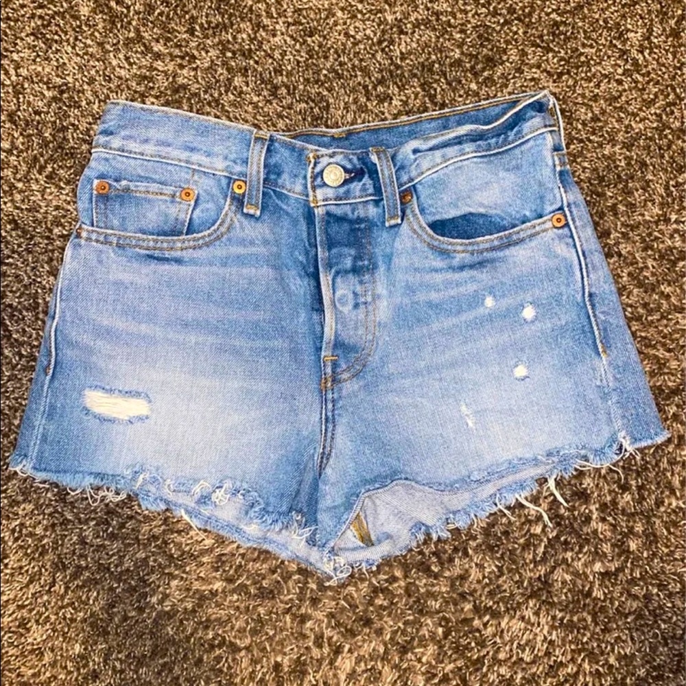 Levi’s Wedgie Shorts